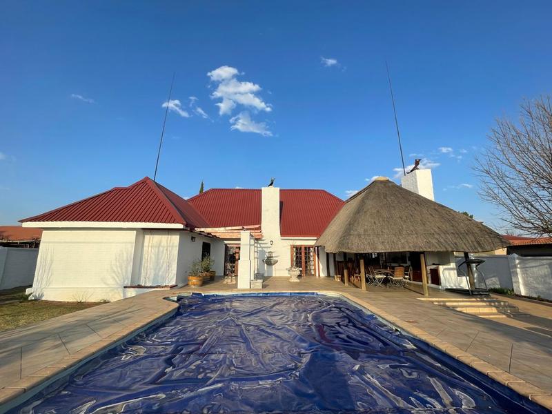 3 Bedroom Property for Sale in Vryburg North West